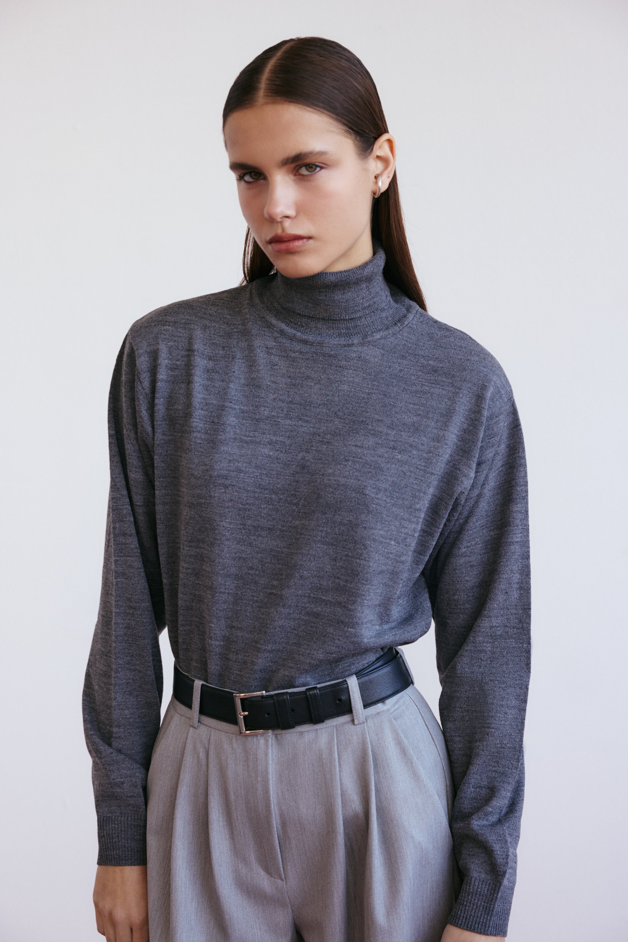 Nevy Turtleneck Grey Tricot